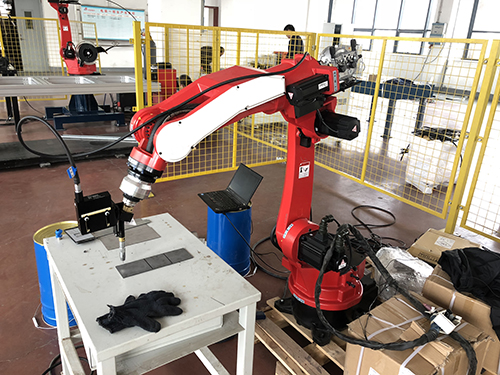 創(chuàng)想-機(jī)器焊接真的能替代人工焊接嗎？