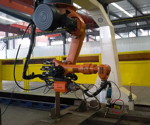 創(chuàng)想智控激光位移傳感器應(yīng)用于焊縫尋位、掃描