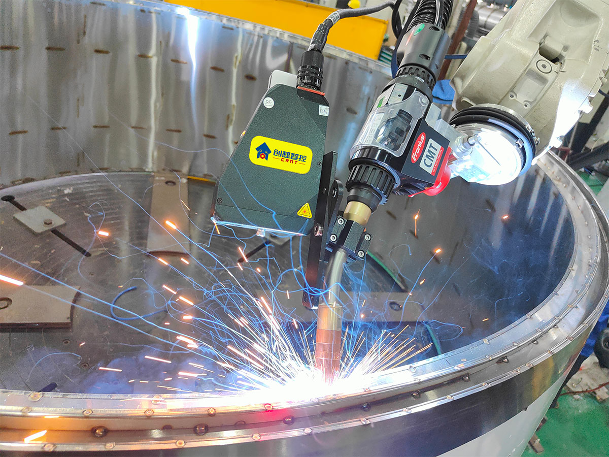 精準(zhǔn)對接：焊接機器人視覺定位系統(tǒng)如何革新制造工藝